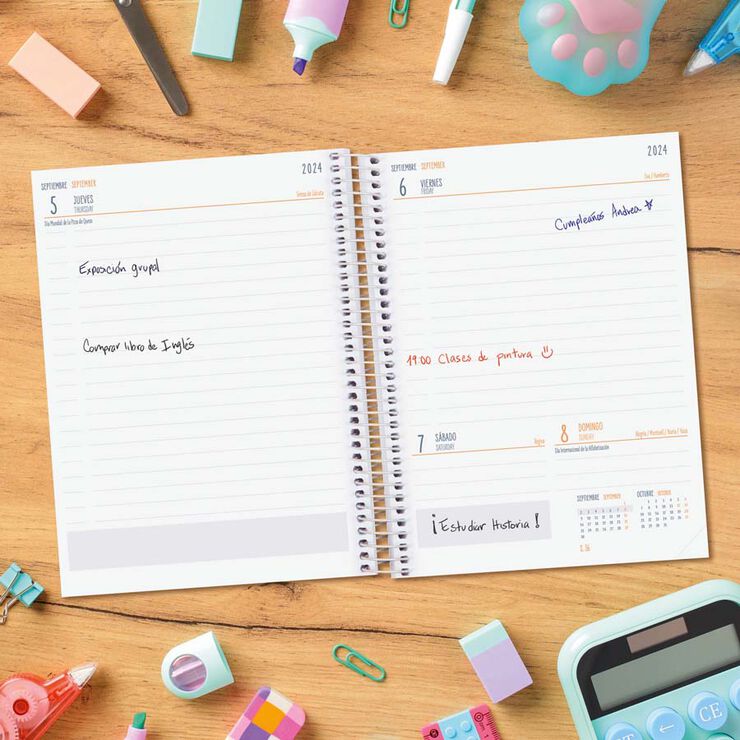 Agenda escolar Finocam Cool 1/4 día/pág cas 24-25 Lila