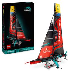 LEGO® Technic Yate Emirates Team New Zealand AC75 42174