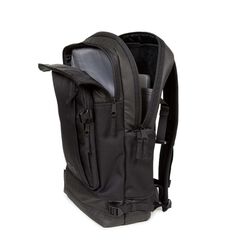 Mochila PC Eastpak Pro Tecum L Cnnt Coat black